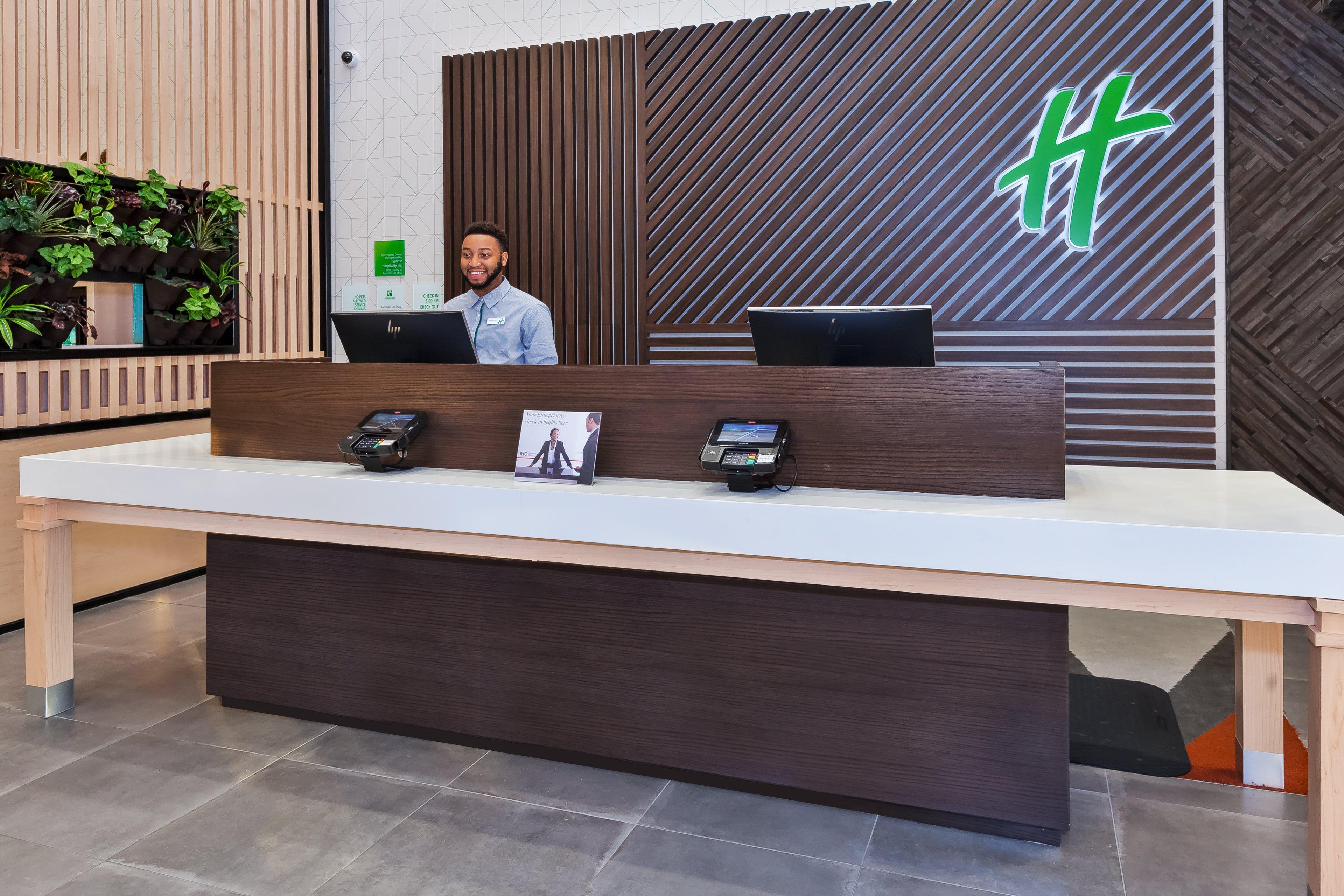Holiday & - Toledo Southwest - By Ihg Hotel